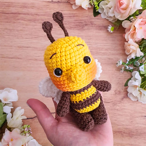 Sweet Crochet Bee Amigurumi Free PDF Pattern