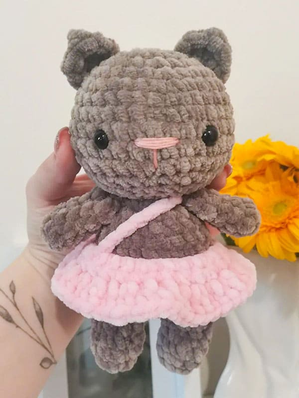 Adorable Amigurumi Cat Free PDF Pattern