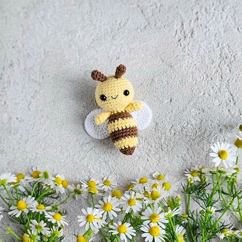 Free Crochet Bee Pattern