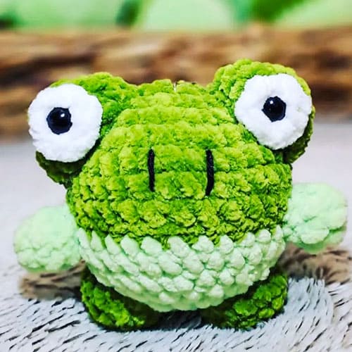 Little Crochet Frog Amigurumi Free Pattern