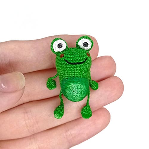 Realistic Crochet Frog