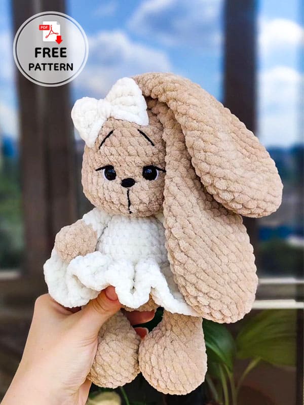 Crochet Little Plush Bunny Ivi Amigurumi Pattern