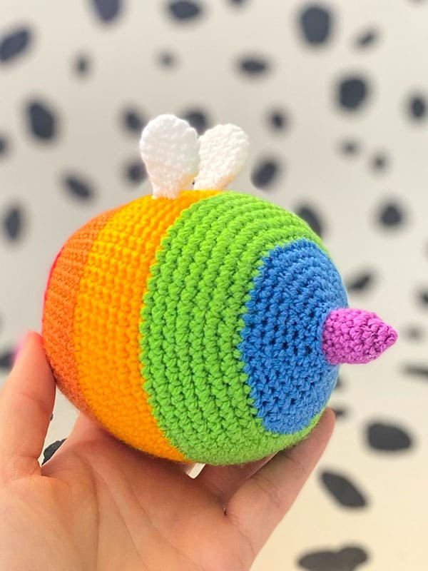 Rainbow Crochet Bee Amigurumi Free Pattern