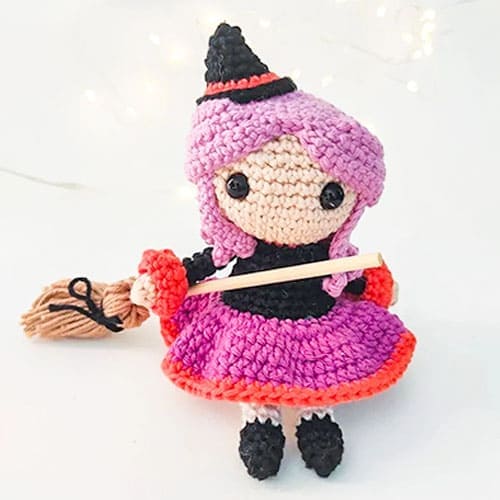 Halloween Amigurumi Little Witch Free Crochet Pattern