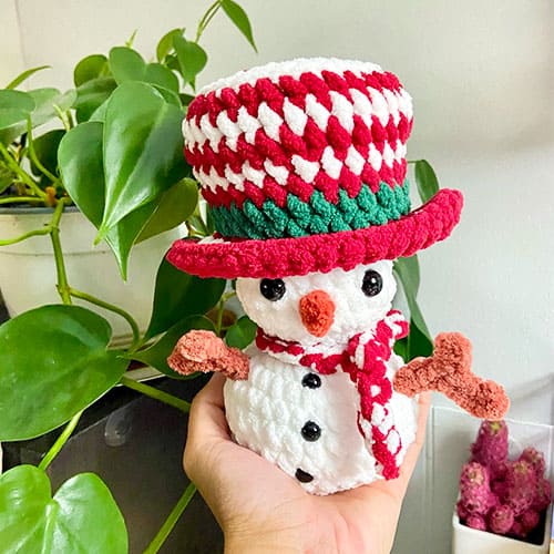 Free Crochet Snowman Pattern