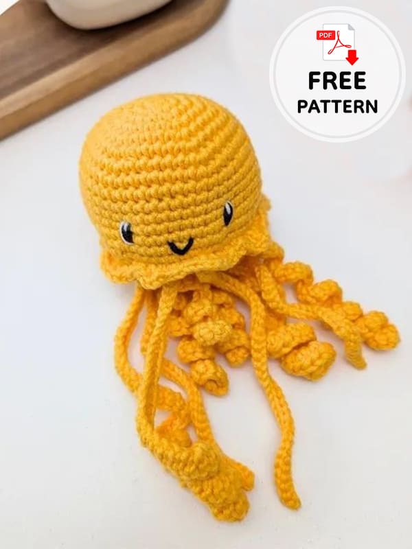 Free Jellyfish Amigurumi Crochet Pattern (2)