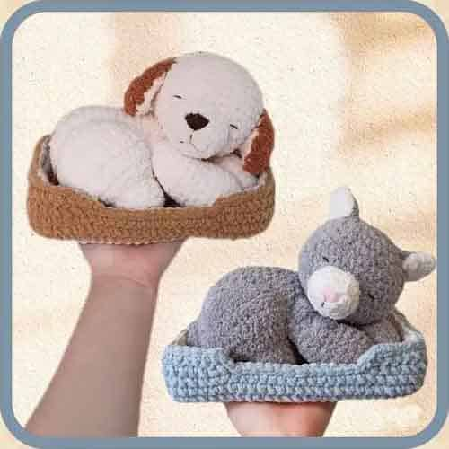 Napping Crochet Dog And Cat Free Amigurumi Pattern