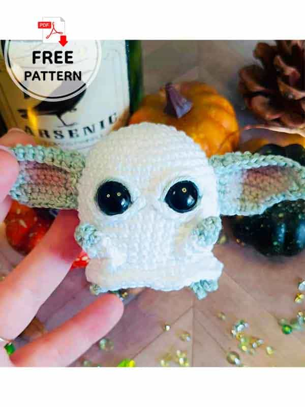 Free Spooky Grogu Crochet Pattern (2)