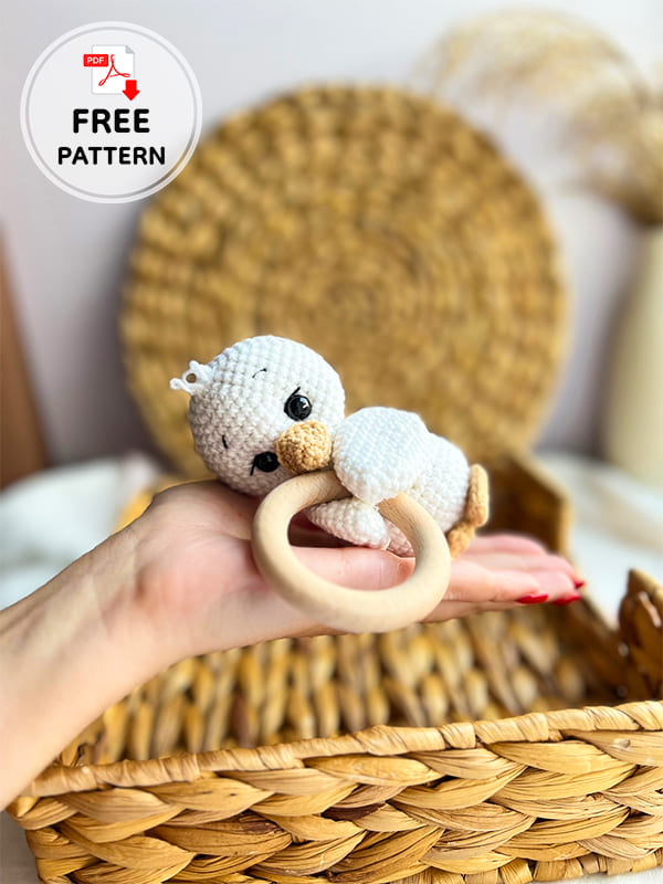 Crochet Goose Baby Rattle Free Pattern (2)