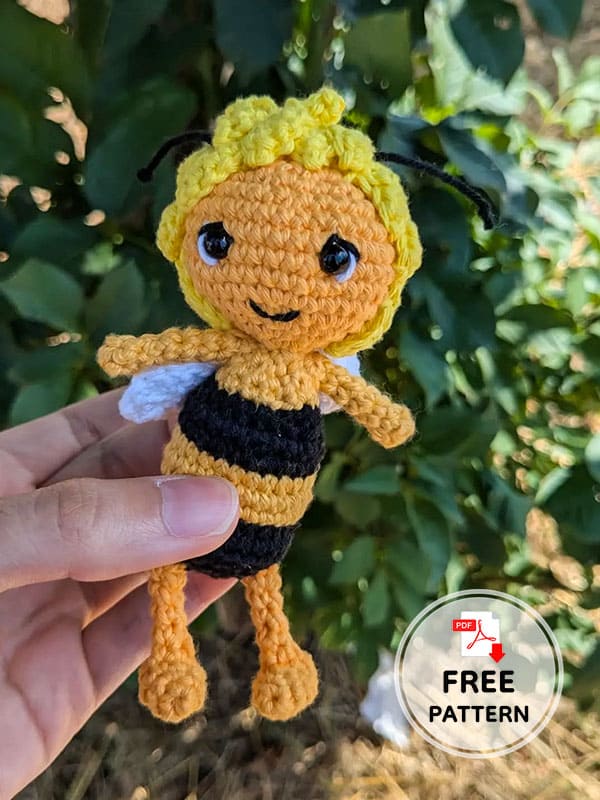 Free amigurumi maya the bee crochet pattern