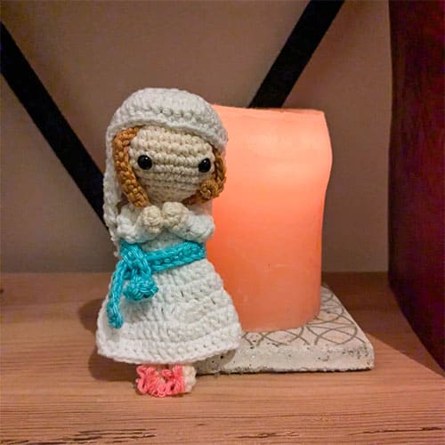 Crochet virgin mary doll Amigurumi Free Pattern