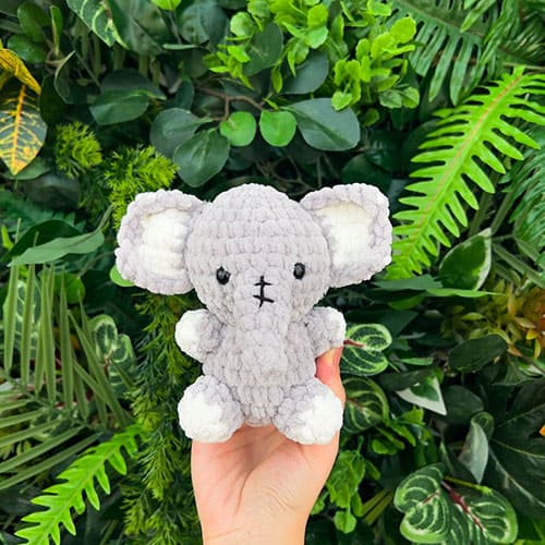 Free plush elephant crochet pattern