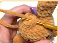 amigurumi-bunny-ears-3